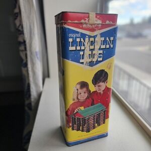 Vintage Original Lincoln Logs With 200+ Pieces